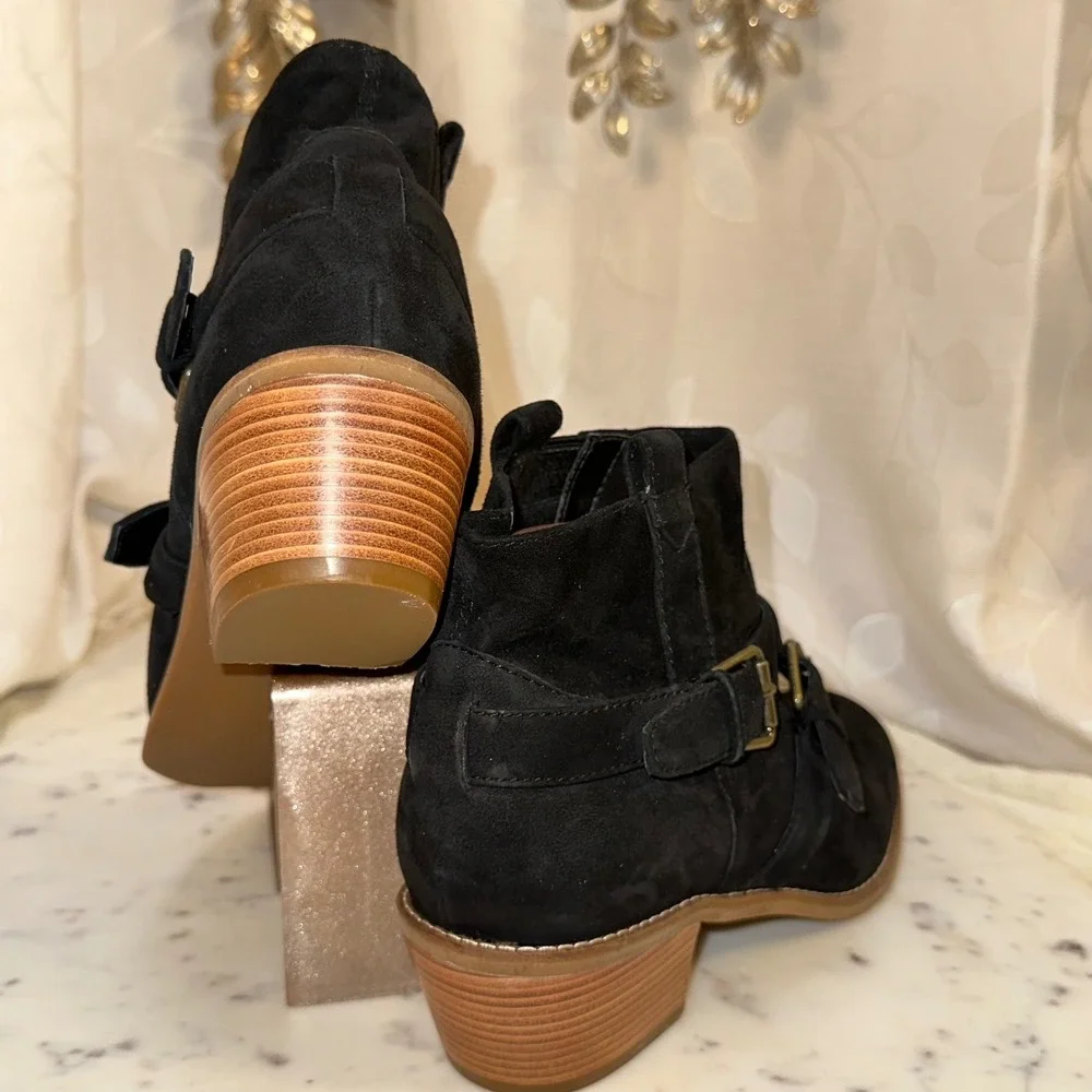 Cole Haan Grand OS‎ Black Suede Buckle Ankle Boots Women's Size 8.5B